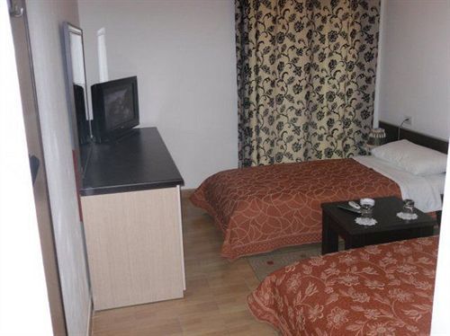 Lubjana Hotel Yrsheku